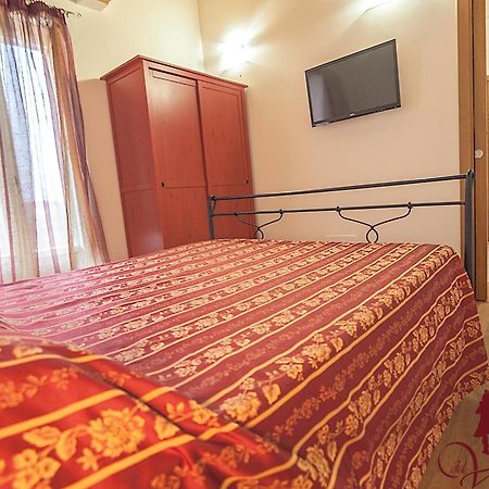 Il Ristoro Del Viandante Hotel Offagna Room photo