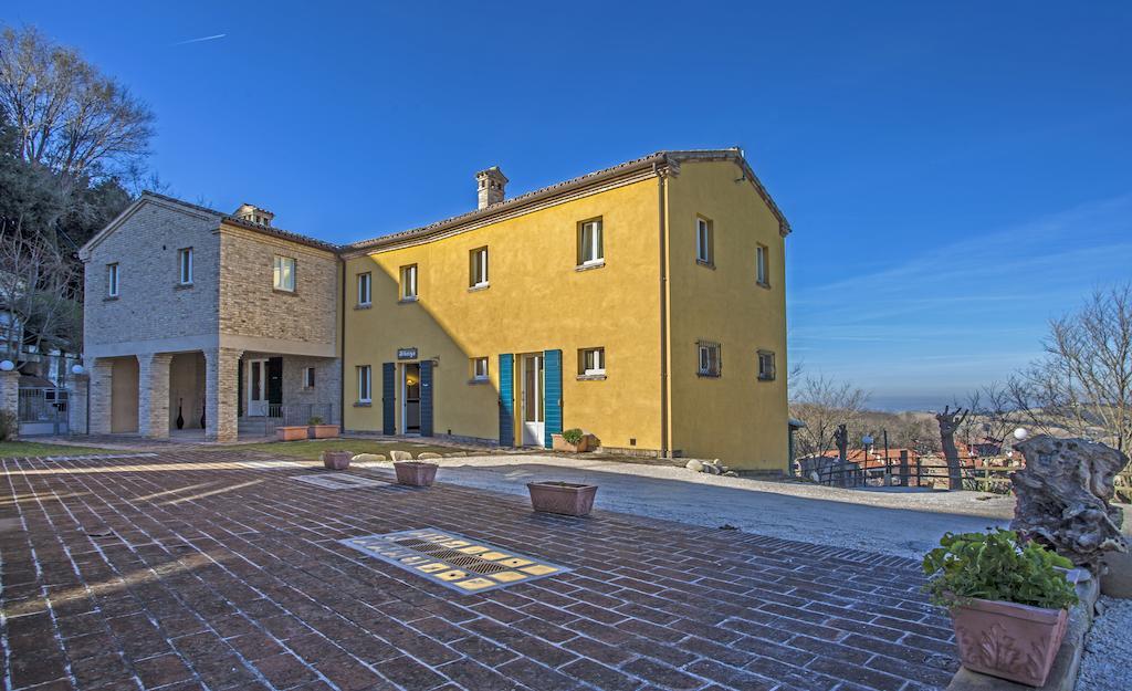 Il Ristoro Del Viandante Hotel Offagna Exterior photo