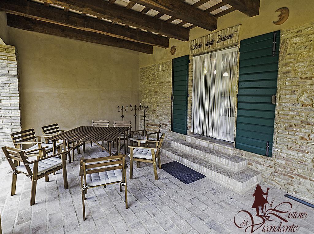 Il Ristoro Del Viandante Hotel Offagna Exterior photo