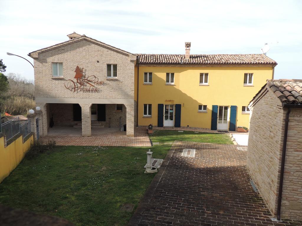 Il Ristoro Del Viandante Hotel Offagna Exterior photo